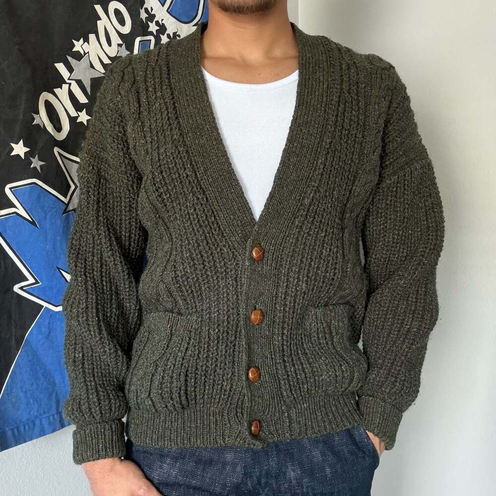 Vintage Traditional Handframed 100% British Wool Cable Knit Cardigan Olive UK 40